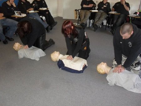 first aid 027